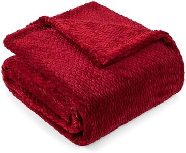 PAVILIA Soft Fleece Burgundy Dark Red Throw Blanket for Couch, Lightweight Plush Warm Blankets for Bed, Fuzzy Cozy Flannel Blanket Throw for Sofa, Travel, Jacquard Pattern, Wine Red, Twin, 60x80 inch