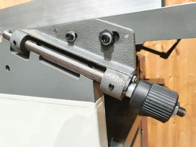 Charnwood Cast Iron Planer – W583 Heavy Duty Woodworking Tool