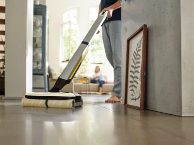 Kärcher FC 7 Cordless Floor Cleaner – 4 Microfibre Rollers, 45 min Runtime