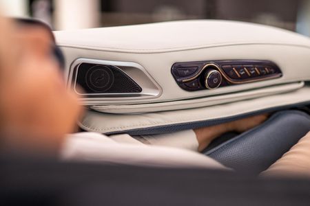 Global Relax Da Vinci 7D Massage Chair – Full Body Recliner