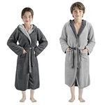 HOMELEVEL Girls & Boys Dressing Gown - Kids Dressing Gown - Reversible Kids Towelling Robe - Machine Washable Polyester Sherpa Robe with Hood for Children