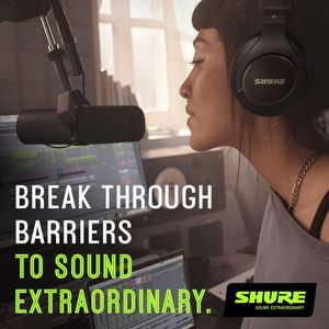 Shure SM7B Dynamic Vocal Microphone – Studio Recording & Podcasting