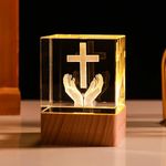 LONGWIN 3D Crystal Praying Hands Christian Gifts for Women Men, Glass Laser Engrave Jesus Cross Figurine 50mm Cube Led Night Light, Religious Gifts for Women Men Christian Crystal Table Lamps