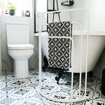 3 Tier Free Standing Bath Towel Rail, 3 Bar Curved Towel Holder Floor Space Saving Design Tall Modern Outdoor Pool Towel Drying W58 x D29 x H76cm
