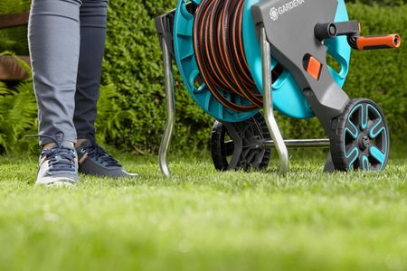 GARDENA CleverRoll M Hose Cart – 20m Capacity, Metal Frame, Drip Device