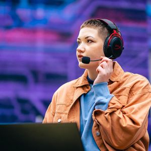 HyperX Cloud Alpha Wireless Gaming Headset – Over-Ear, PC/PS5