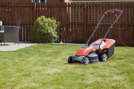 Flymo Speedi-Mo 360VC Electric Lawn Mower – 36cm Cutting Width