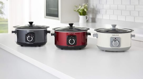 Morphy Richards 3.5L Slow Cooker – Compact Electric Pot
