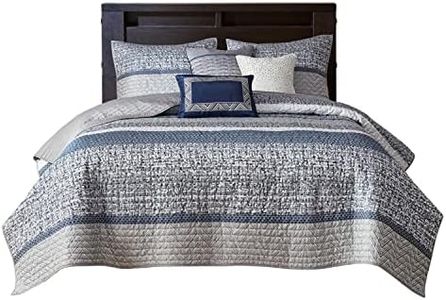 Madison Park Quilt Set Luxurious Jacquard Stripes Design - All Season, Coverlet Bedspread Lightweight Bedding Layer, Shams, Decorative Pillow, King/Cal King(104"x94"), Chevron Navy 6 Piece