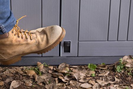 Keter Outdoor Garden Storage Shed – Light Grey, 32x71.5x113.5 cm