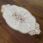 Mausouca Retro French Oval Doilies, Elegant velvet placemats Vase mats Embroidery Dresser Scarf (Size: 55 x 35 cm)(champagne)