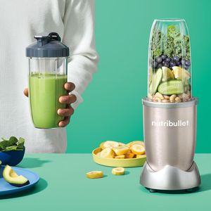 nutribullet 900 Series Blender – High-Speed Personal Smoothie Maker