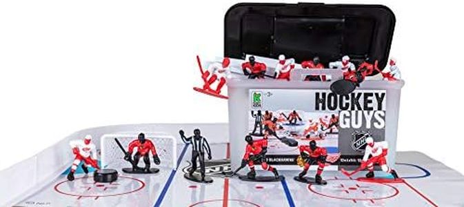 Kaskey Kids Blackhawks vs Red Wings NHL® Hockey Guys Action Figure Set – 27 pieces and accessories