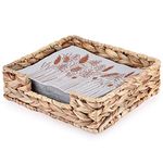 BSTKEY Square Water Hyacinth Napkin Holder, Natural Wicker Basket Tissue Paper Towel Storage Tray, Napkin Organizer Serving Tray for Room Kitchen Countertop (20 x 20cm)