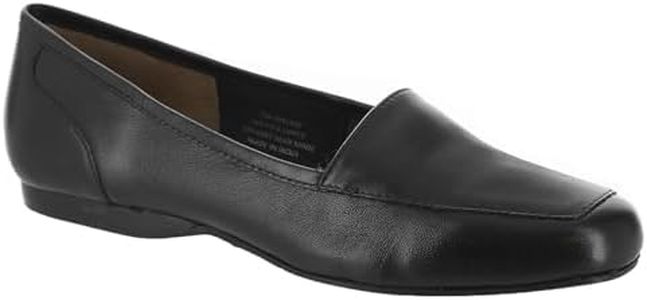 ARRAY Women’s Freedom Leather Slip-On Dress Flat, 7 W (Wide), Black