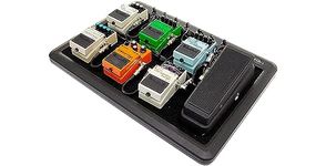 SKB 8-port Powered Pedalboard - 9VDC power, Includes Gigbag