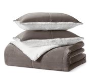 UGG - Blissful Comforter Set - Soft Cozy Bedding - Reversible Comforter and Pillow Shams - Queen Size - Bedroom Accents - Fawn