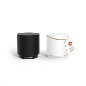 LARS NYSØM Salz und Pfefferstreuer-Set | Edelstahl Salzstreuer, Minimalistisches Design Gewürzstreuer, leicht nachfüllbar (Black/White)