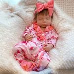 Gileutay Full Silicone Reborn Doll Girl 18in Sleeping Baby Realistic Weighted Baby Dolls That Look Real Newborn Toy for Ages 3+