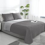 Easy-Going Reversible Quilt Set Full/Queen 92x88 in Gray/Light Gray