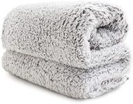 Bedsure Fleece Sherpa Throw Blanket