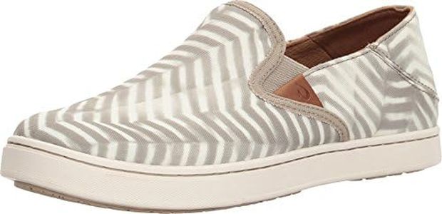 OLUKAI Women's Pehuea Pa'i Silt/Off-White 5 B US B (M)