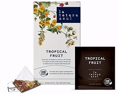 LA TETERA AZUL Tropical Fruit. Exótica, aromática, dulce y afrutada El fresco aroma a manzana verde con la sabrosura tropical del maracuyá. 20 Pirámides Envueltas Individualmente.