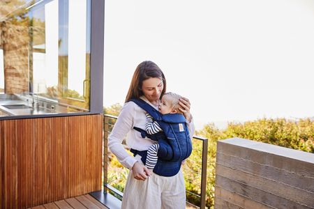 Ergobaby Omni Breeze Baby Carrier – Midnight Blue, Breathable