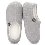 RockDove Women's Teddy Fleece Closed Back Indoor Slipper, Size 7-8 US Women, Light Gray