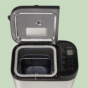 Panasonic Fully Automatic Bread Maker – 31 Programs, Yeast & Nut Dispenser, Silver