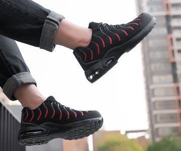 LARNMERN Steel Toe Safety Trainers, Red – Men’s Size 9 UK