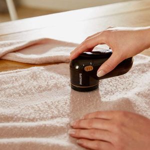 Philips Fabric Shaver – Lint Remover for Clothes and Upholstery