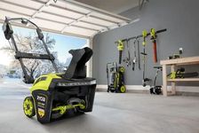 40V HP Brushless 21" SNOW THROWER K
