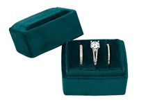 Beatrix & Luca 3 Ring Velvet Ring Box | Ring Holder | Jewelry | Proposal | Wedding | Ceremony | Engagement | Photography | Keepsake | Bridal Rectangle Triple (Emerald Green Triple)