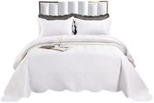 White Double 3 Piece Quilted Bedspread Plain Embossed Comforter Bedding Set with 2 Pillowcase (White, Double)