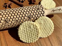 BEEHIVE Embossing Rolling Pin. Wooden Dough Roller with Pattern for Embossed Homemade Cookies and Pottery by Algis Crafts