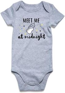 Funnycokid Gender Neutral Baby Meet Me at Midnight Onsies Unisex Newborn Clothes Bottle Unisex Onsies 6-12 Months Baby Boy Clothing Funny Baby Gifts