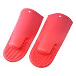 KARP Silicone Heat Resistant Cooking Pinch Mitts, Microwave Oven Hand Gloves, Oven Mitts, Potholders Kitchen Heat Resistant Solution (Red)