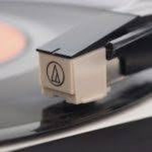Audio-Technica Turntable and Speaker Set – AT-LP60X Stereo System