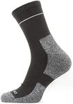 SEALSKINZ Unisex Solo QuickDry Ankle Length Sock - Black/Grey, Medium
