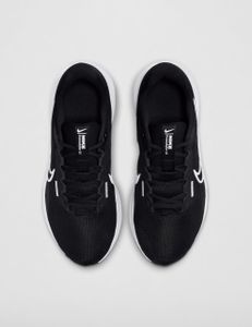 Nike Downshifter 13 Men's Sneaker – Black/White, Size 7