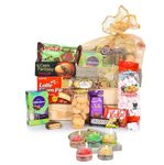 Giftrend New Year Gift Hamper Christmas Hamper for Gifting Gift Hamper Chocolate Gift Hamper Basket with Candles for Christmas | New Year | Corporate Employee