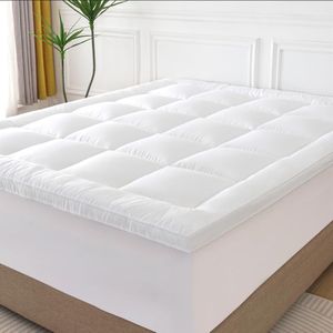 Bamboo Mattress Topper 1000GSM, Double Cooling Mattress Pad, 7cm Thick Pillow Top with Deep Pocket Fitted Cover, Hypoallergenic & Machine Washable, Hotel Style Bed Topper