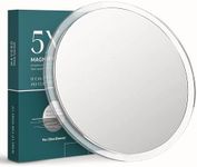 Magnifying Mirror with 3 Suction Cu