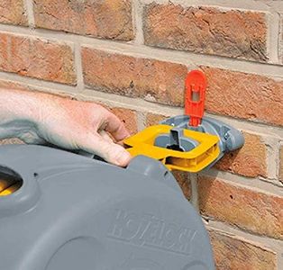 Hozelock 2-in-1 Compact Enclosed Hose Reel with 25m Hose & Connectors