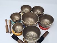 Singing Bowl Sets of 7- Handmade Tibetan Chakra healing Singing Bowl for Meditation, Sound, Peace, Mindfulness, Yoga, Seven Chakra Bowls