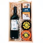 Cheese and Wine Gift Set | Red Wine Shiraz Pairs Perfectly With 2 Truckles and Crackers Hamper