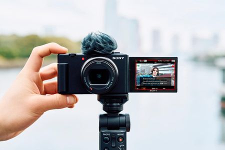 Sony ZV-1 II Vlog Camera – Black Compact 4K Digital Camera