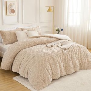 Andency Beige Fleece Comforter Set Queen, Soft Fluffy Faux Fur Comforter for Queen Bed, Winter Warm Fuzzy Bedding Set, Luxury Plush Sherpa Bed Set 3pcs (1 Shaggy Comforter + 2 Pillowcases)