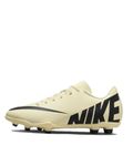 NIKE Vapor 15 Club Soccer Shoe, Lemonade/Black, 4 UK